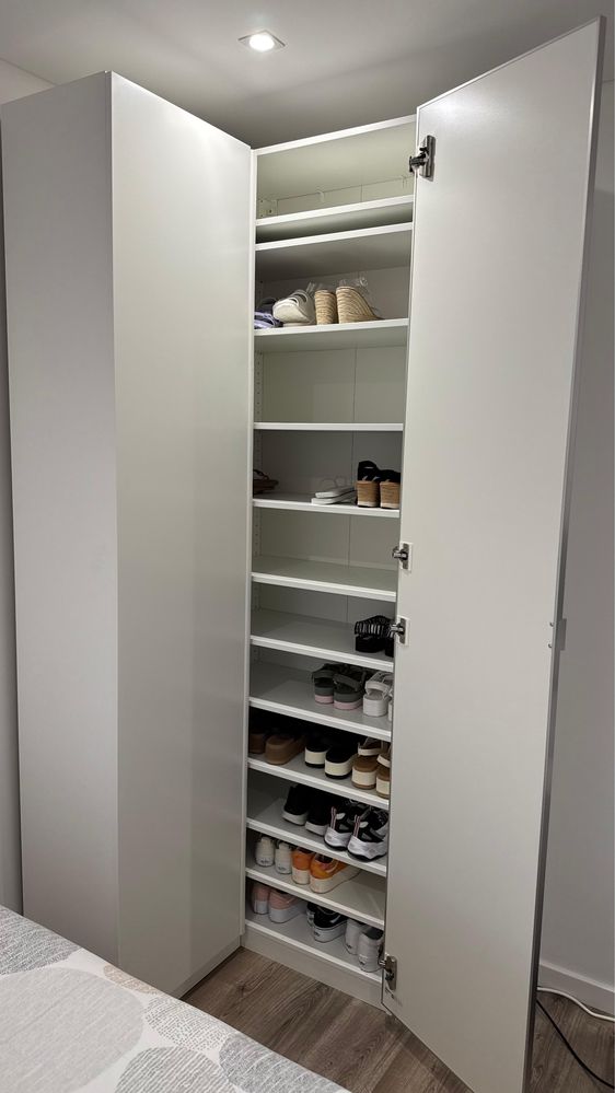 Roupeiro/sapateira PAX IKEA