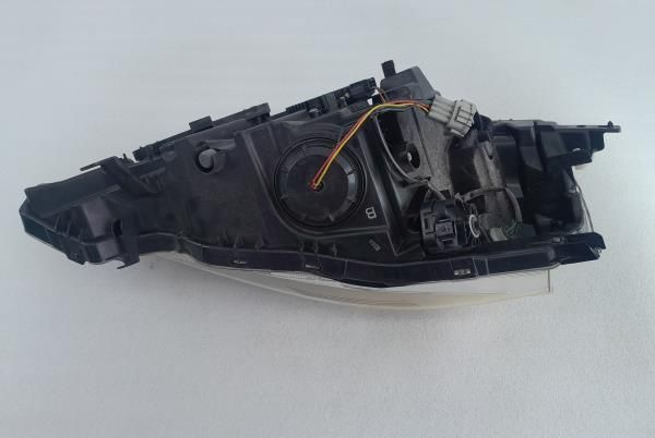 Ótica / farol esquerda NISSAN Leaf EV (ZE0)