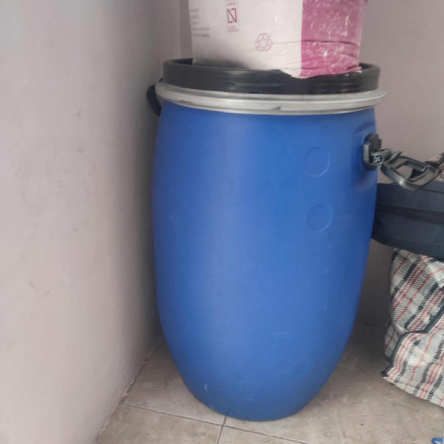 Vendo 100 litros.