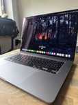 MacBook Air 15,3" M2 8/256 Bateria 89 procent!