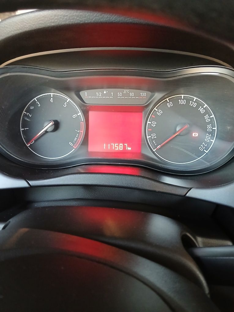 Opel e 1200cc 2015