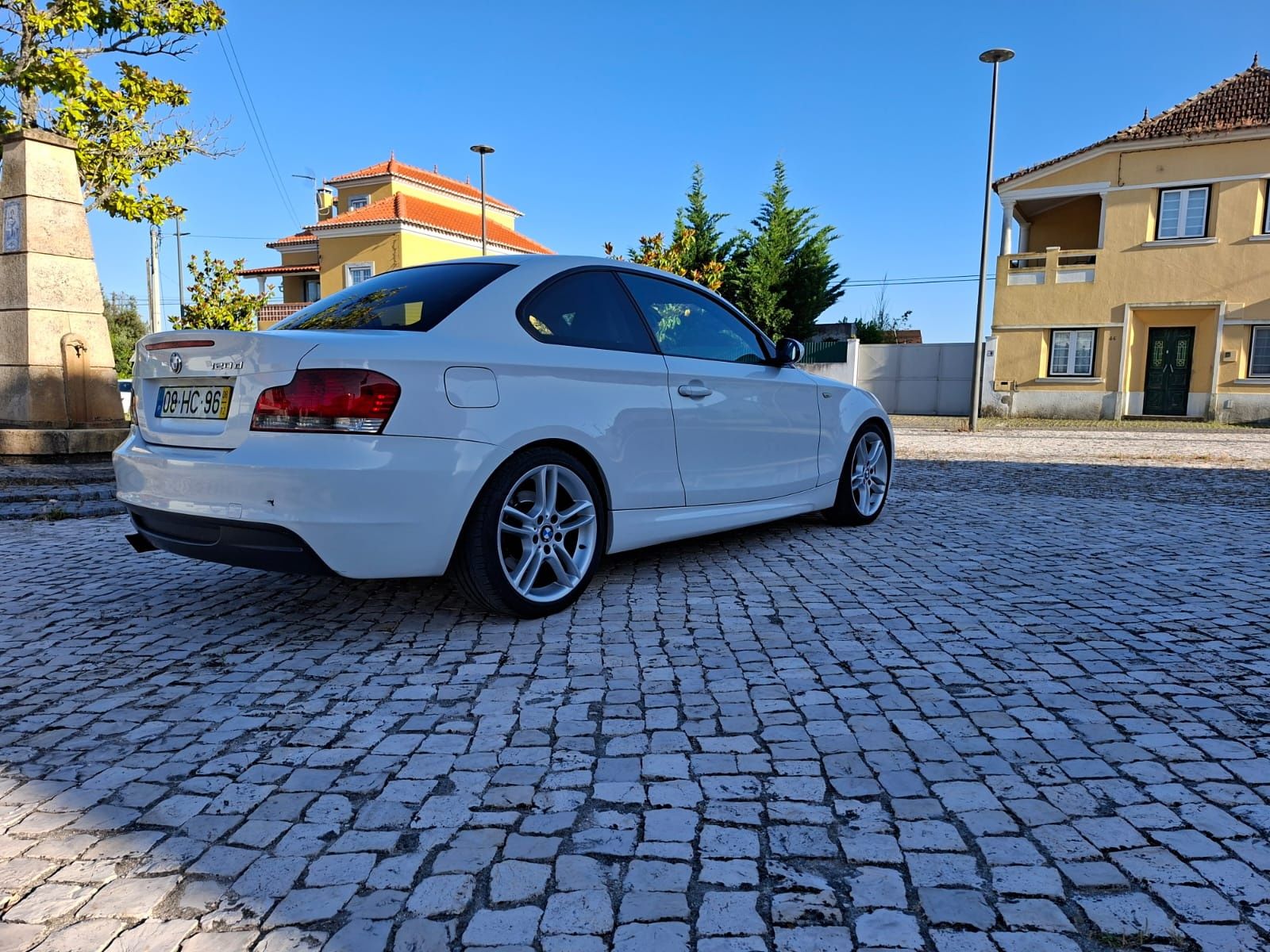 Bmw 120D coupé 9300€