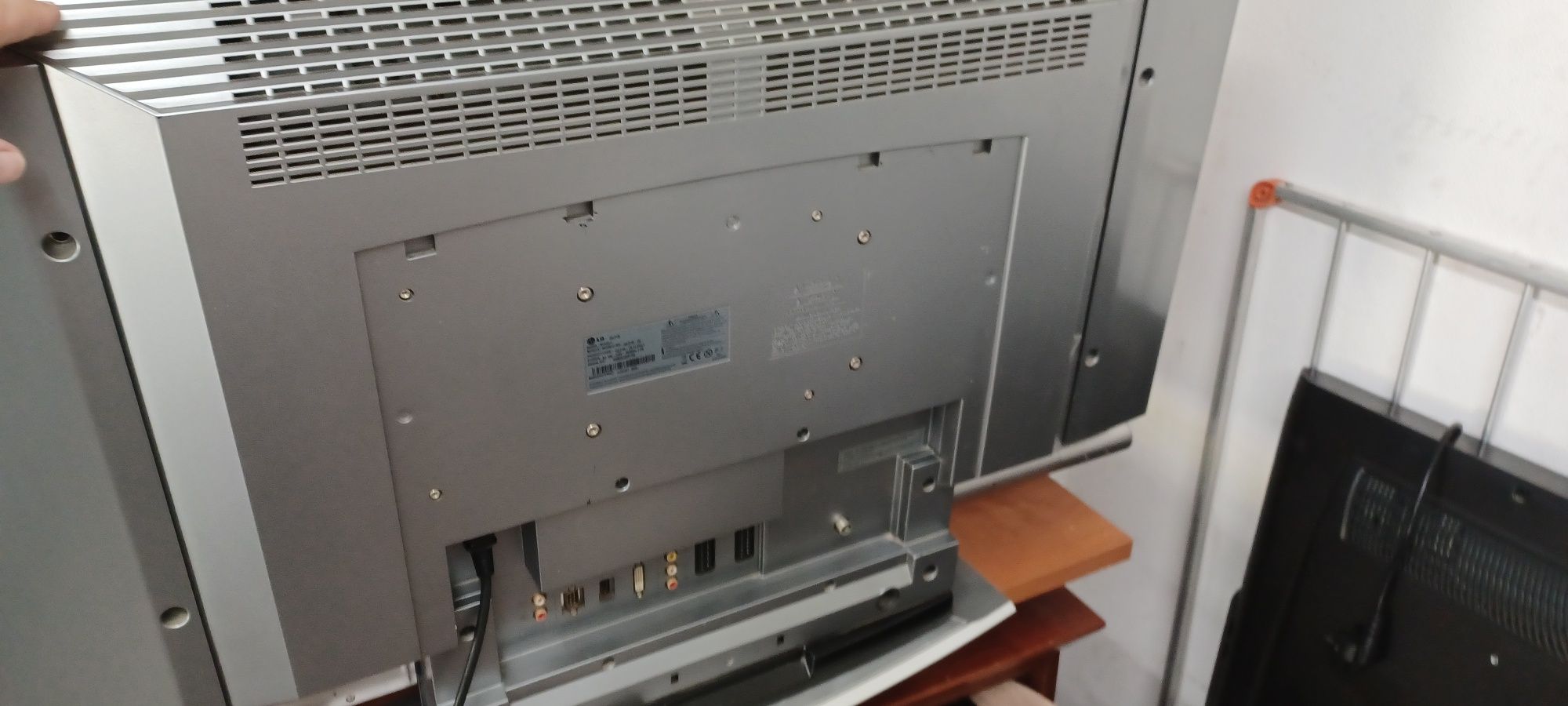 Tv lg de 32 avariada