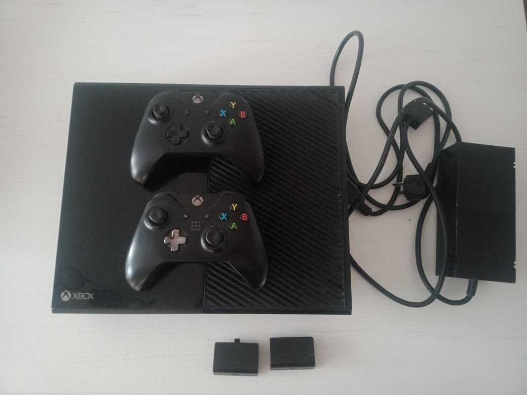 Sprzedam używany X-Box One sprawny