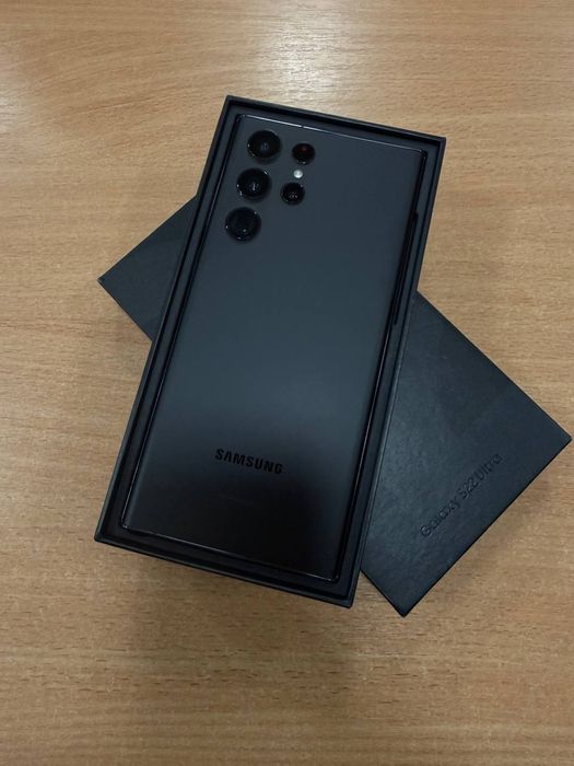 !! ТОРГ!!  Samsung Galaxy S22 Ultra 8 / 128