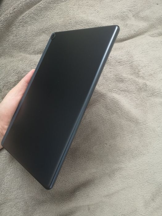 Планшет Huawei mediapad T10 2/32 в чудовому стані