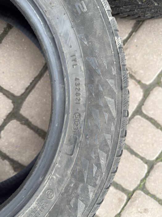 185/65 r15 88T Nokian snowproof 2