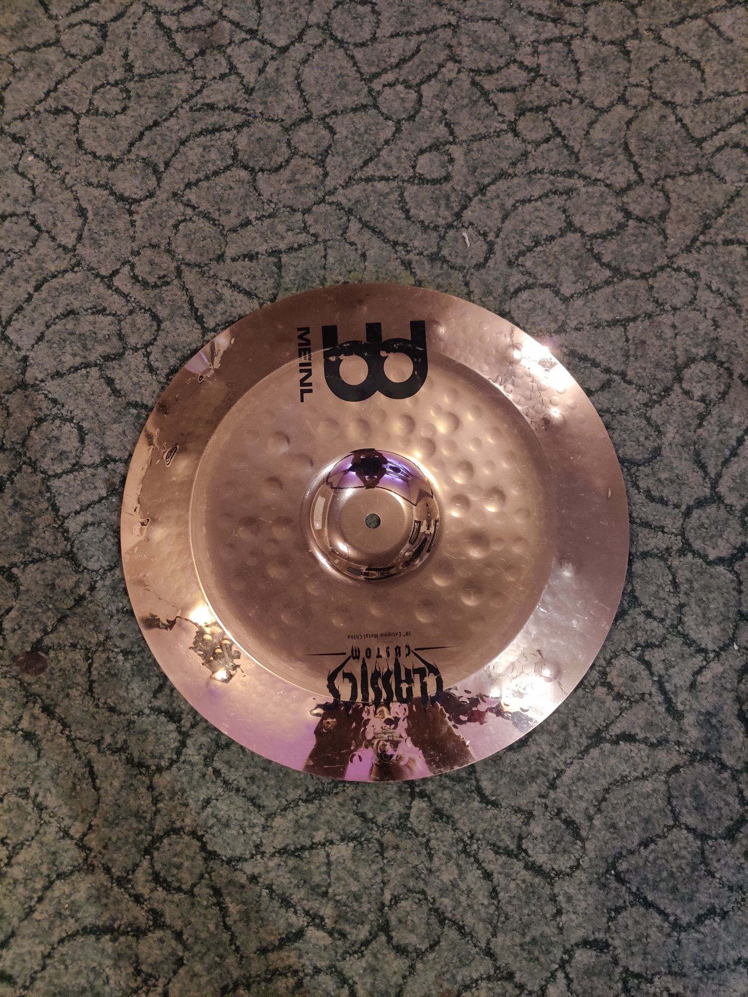 Talerz perkusyjny Meinl classics custom extreme metal China 16"