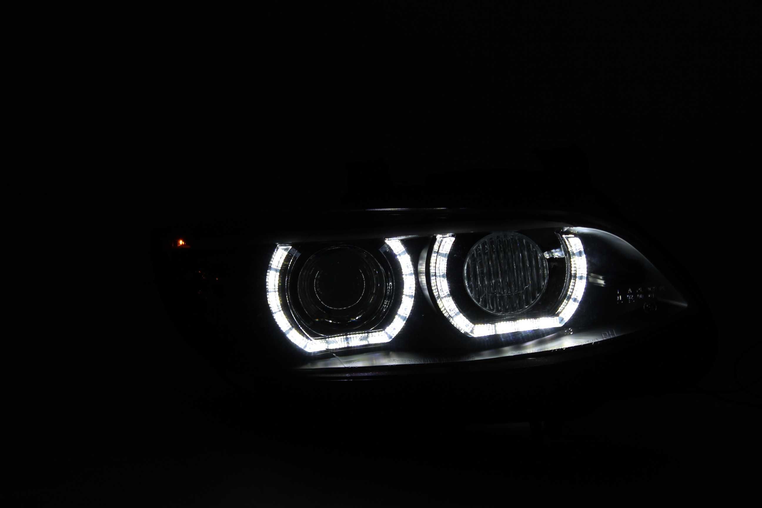 Lampy przednie przód BMW e92 e93 06-11 ANGEL EYES LED XENON DRL AFS !