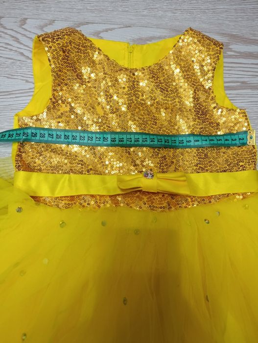 Плаття, сукня святкова для дівчинки 4-6 р. Платье для девочки.