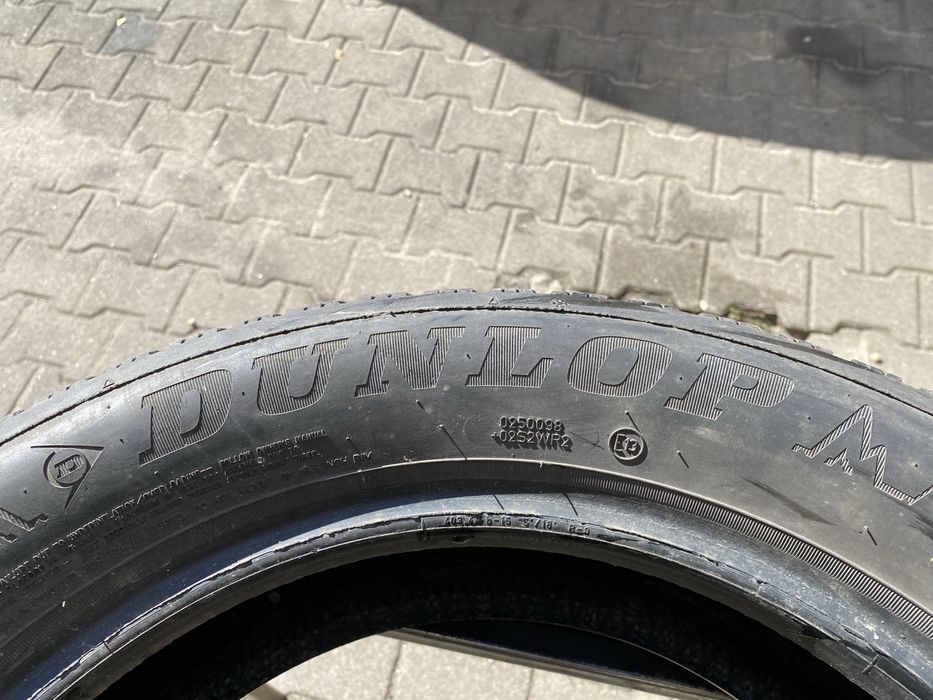 Opony zimowe 205/55R16 2szt Dunlop 205/55/16