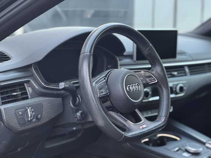 Audi A4 2018 2.0 TFSI Quattro