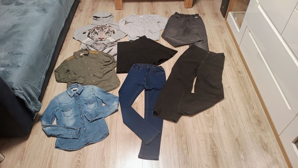 Paczka ubrań dziewczęcych