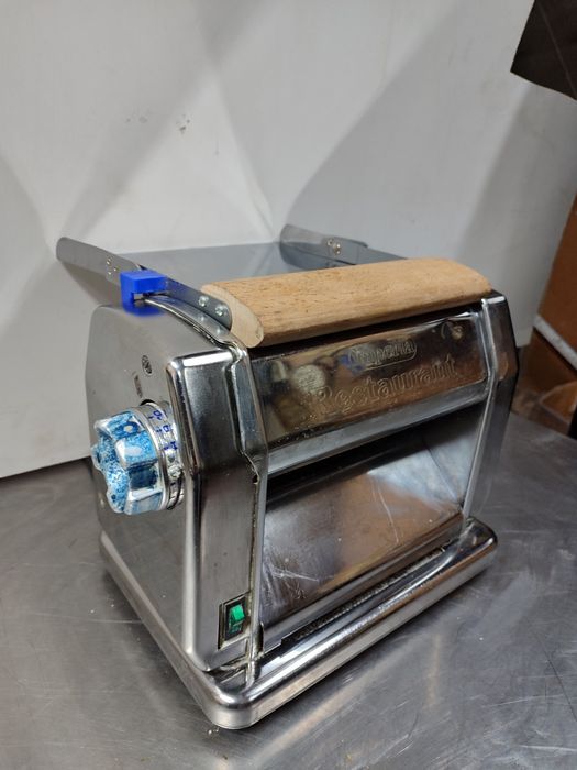 Тестораскатка настольная