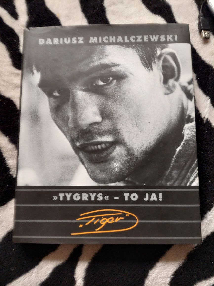 Dariusz Michalczewski ''Tygrys'' ! Autograf

stan Dobry

na str