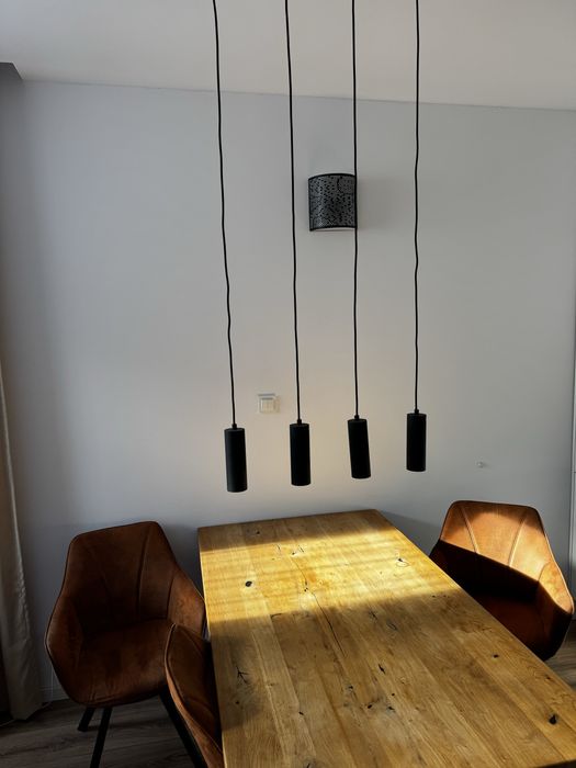 Lampa wiszaca do salonu