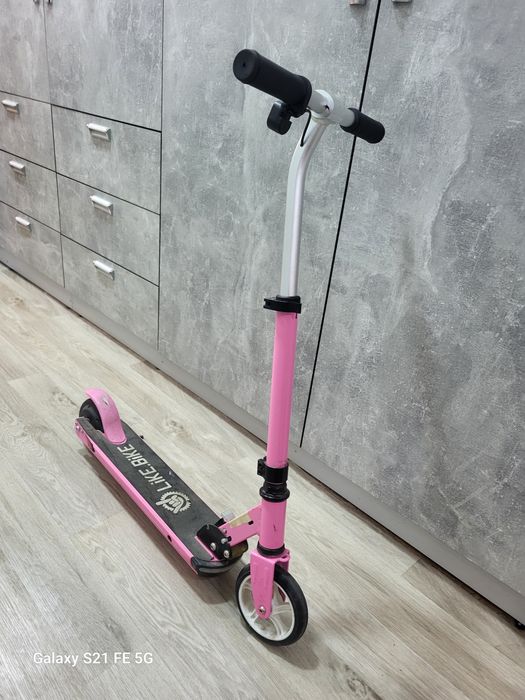 Єлектросамокат Like.Bike