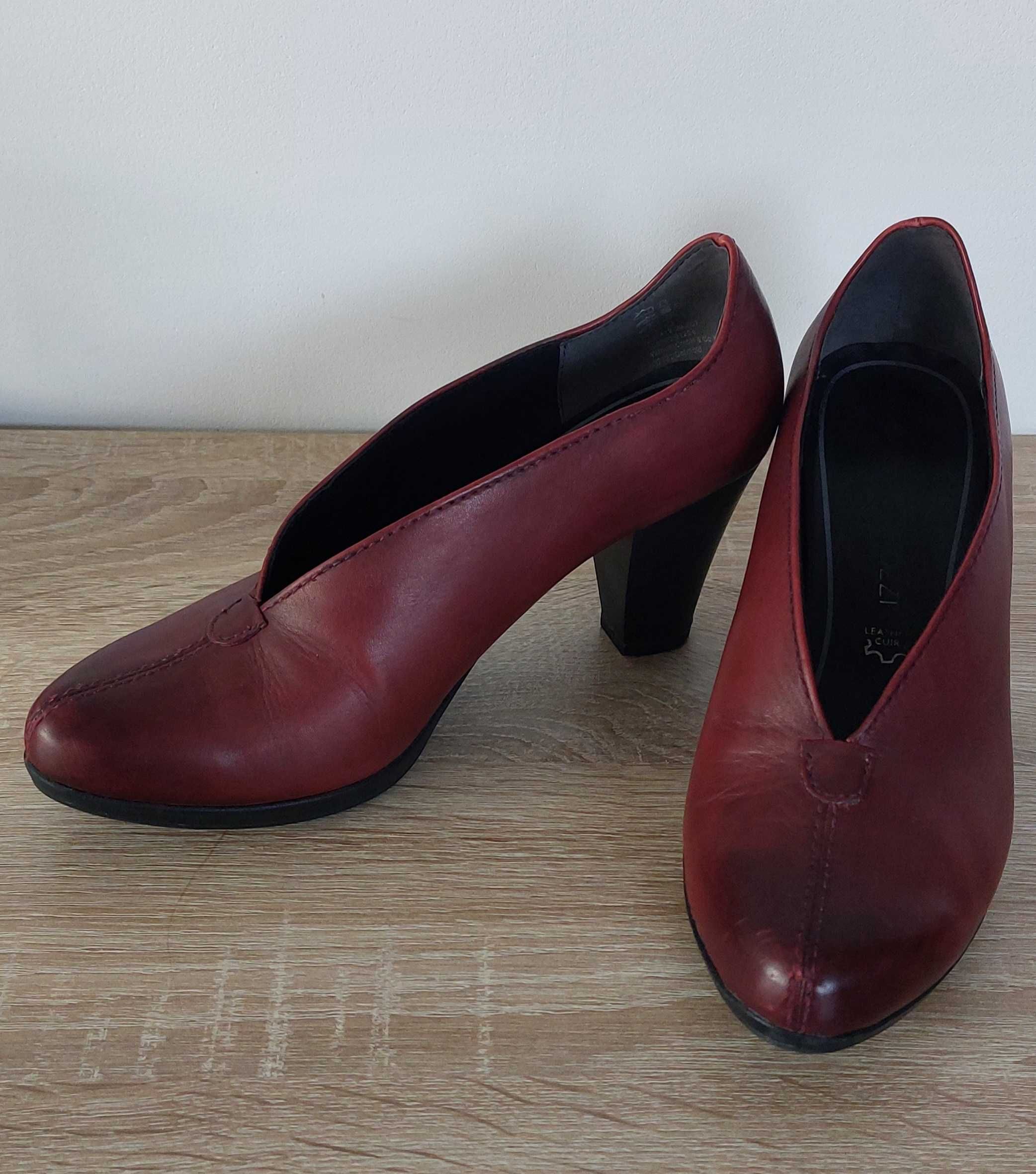 buty skórzane Marco Tozzi bordowe rozm.38