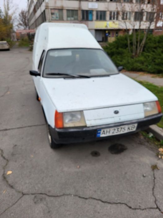 ЗАЗ пирожок.