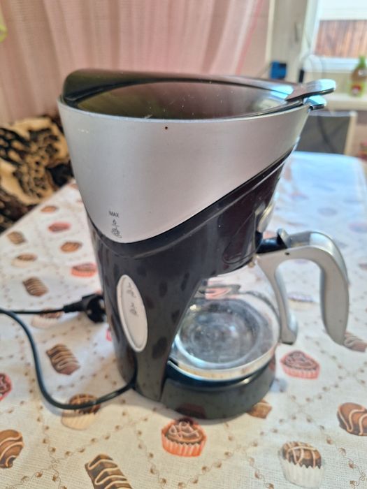 Крапельна кавоварка Maestro MR-403-Black