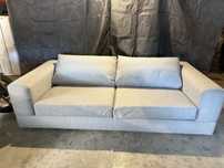 Sofa de 3 lugares cinzento