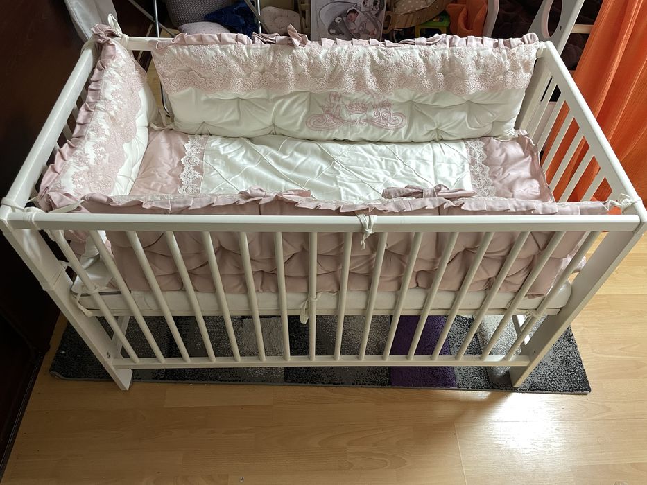 Дитяча кроватка Ikea з бортиками та одіялом у подарунок