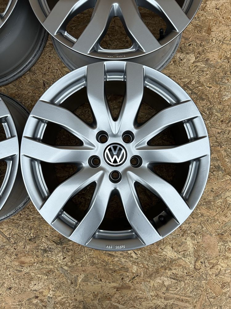 Диски5/112 R17 ET35 цо(діа)66.6 Вольцваген, Мерседес титани