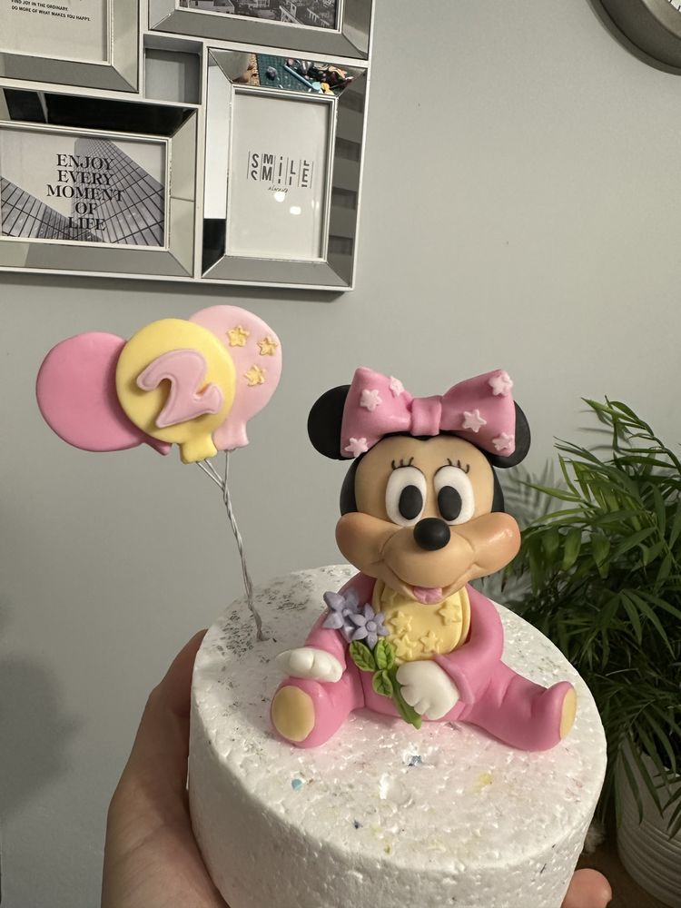 Myszka Minnie z masy cukrowej figurka na tort