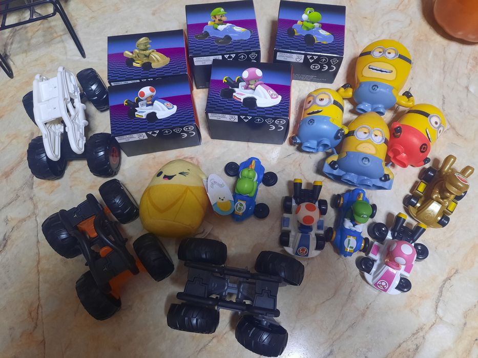 Фігурки іграшки макдональдс mcdonalds