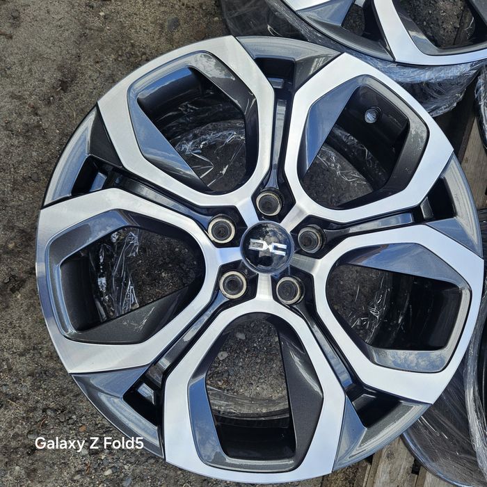 Alufelgi 18 Dacia Duster Bigster Renault Captur II Arkana ET35 5x114,3