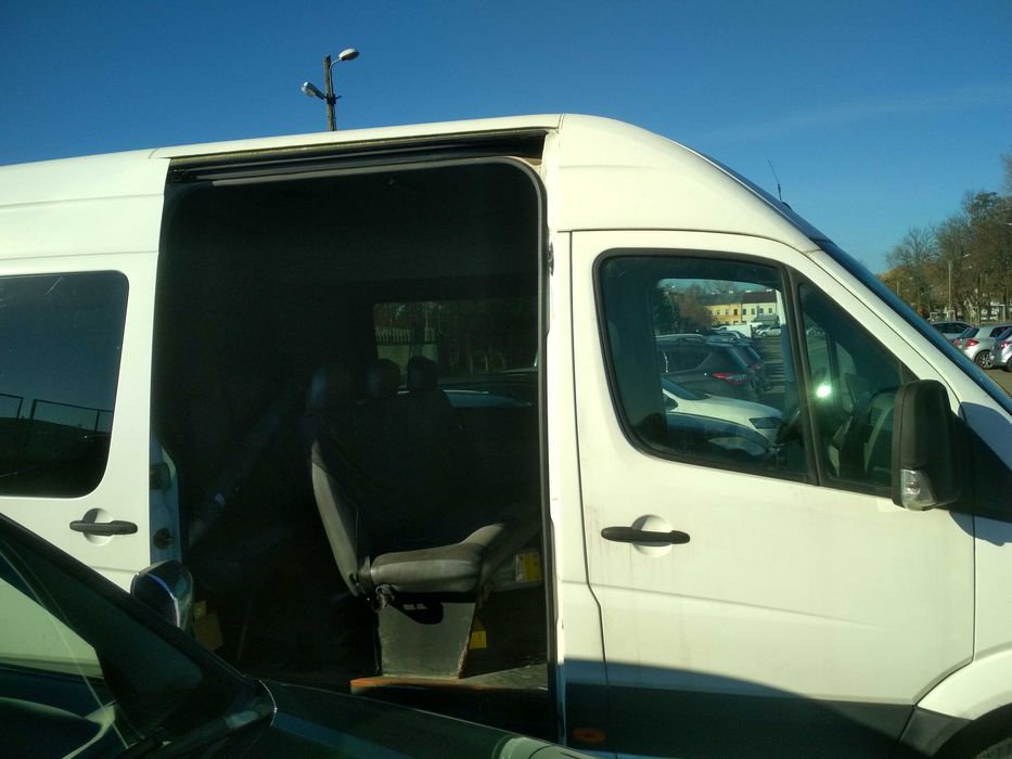 VW Crafter - 9 osobowa brygadówka