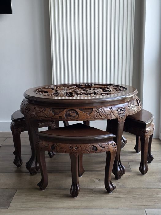 Столик китайський