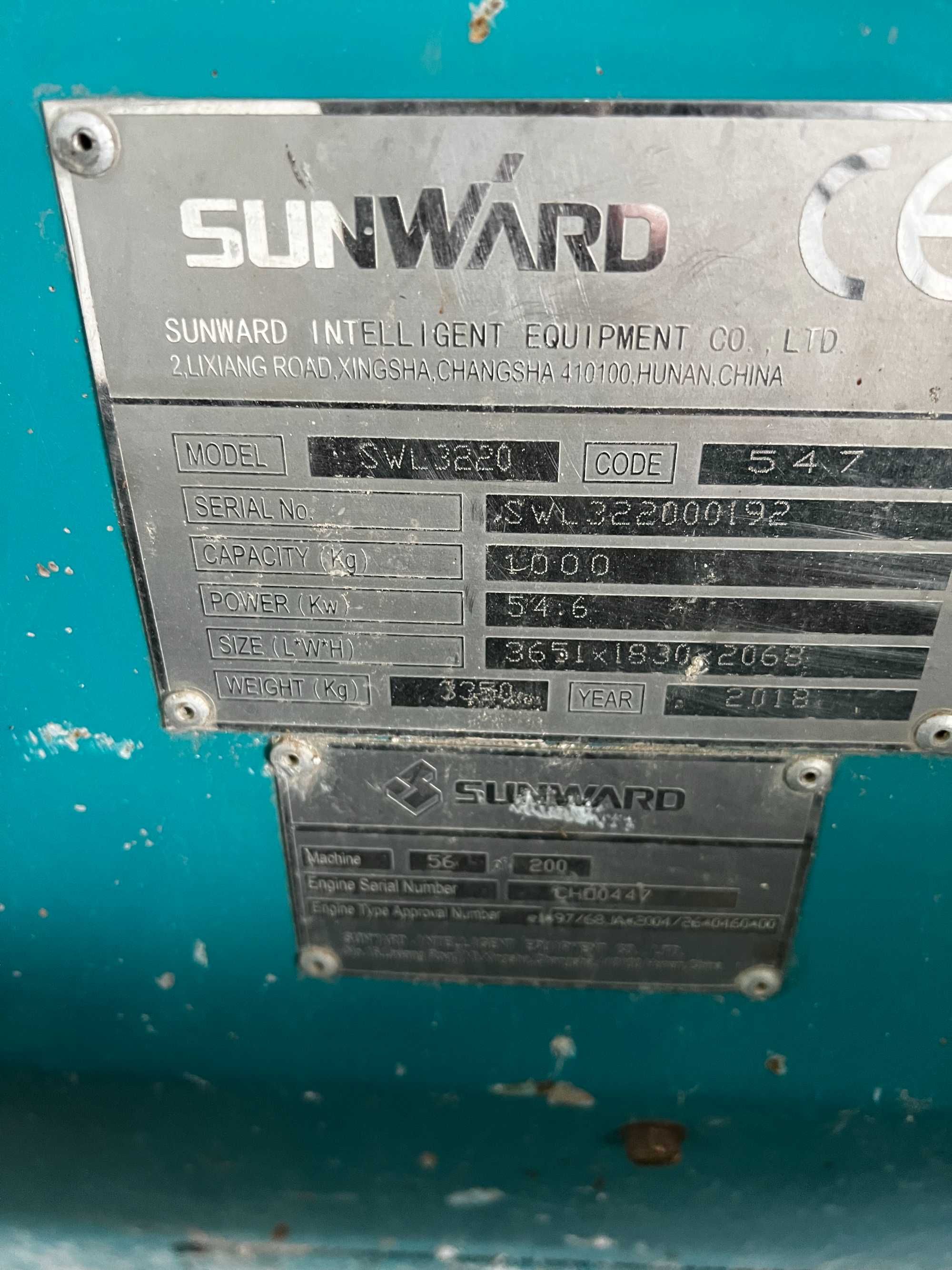 Mini pá carregadora Sunward SWL 3220