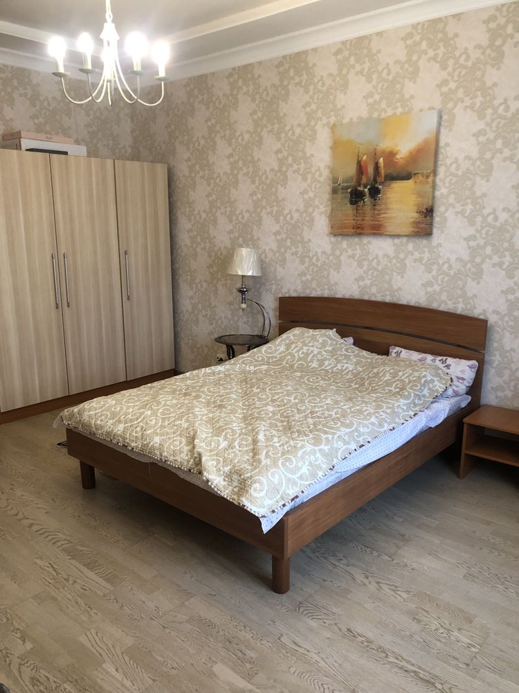 Продаю качественный, автономный! большой, современный дом вблизи озера