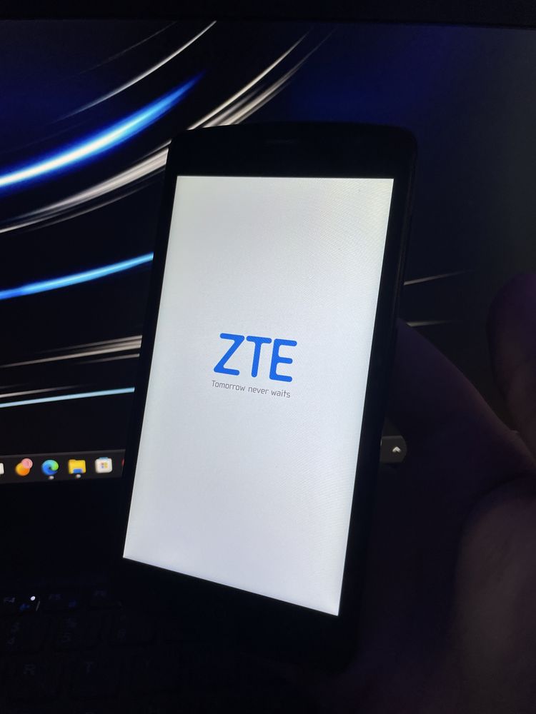 ZTE Blade L5 plus