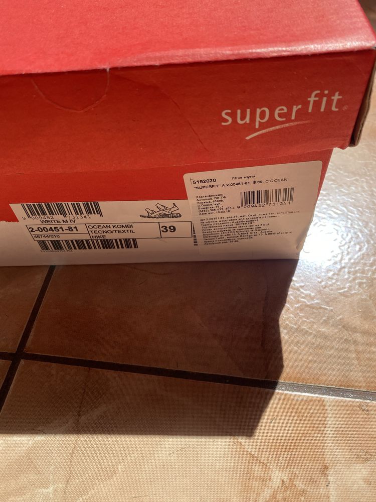 сандалі Superfit нові 39 розмір