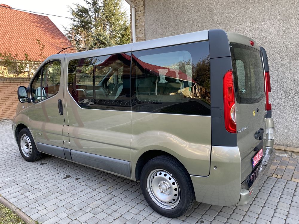 Renault Trafic 2011 год 127000 км