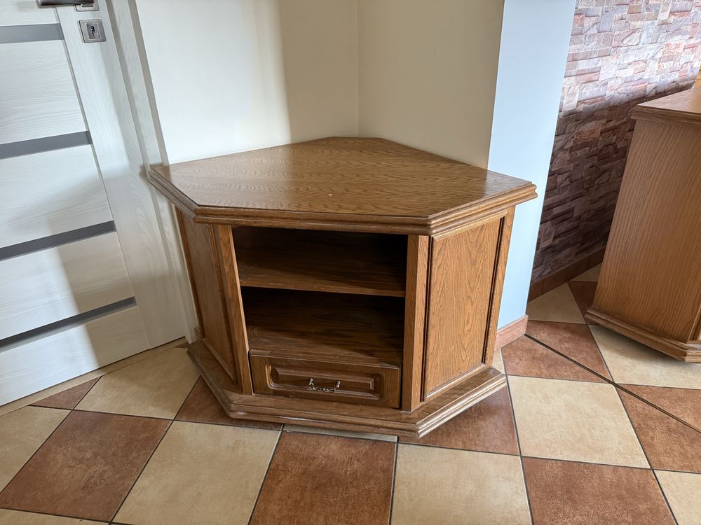 Meble dębowe do salonu zestaw