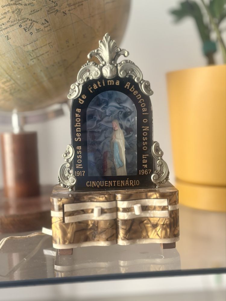 Pozytywka z figurką Matki Boskiej Fatimskiej retro vintage antyk