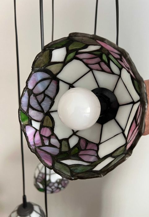 Lampa wisząca w stylu Tiffany