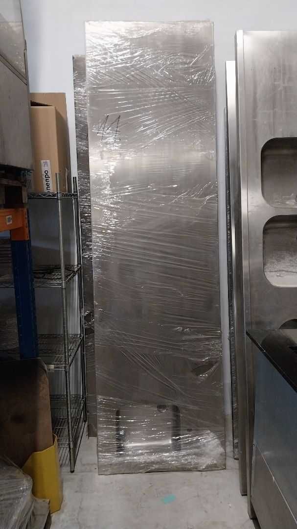 Blat roboczy ze stali nierdzewnej ze zlewem z prawej strony 280×80 cm