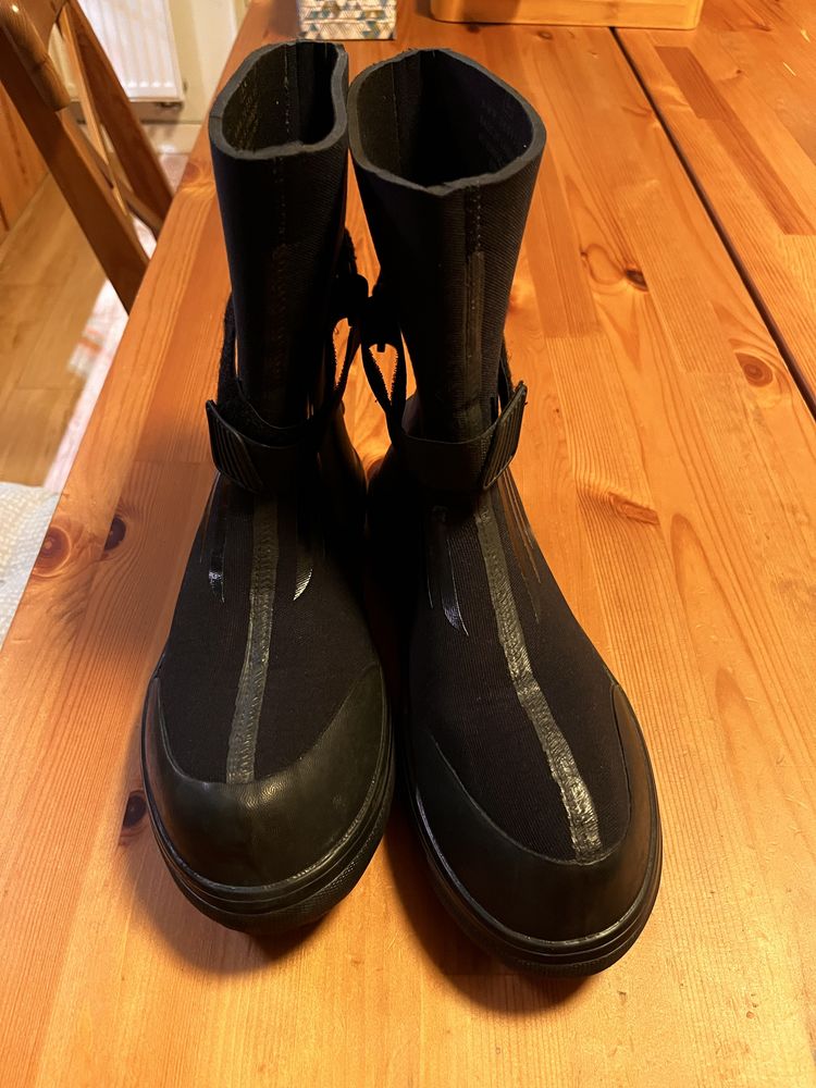 Buty flex sole L do suchego skafandra