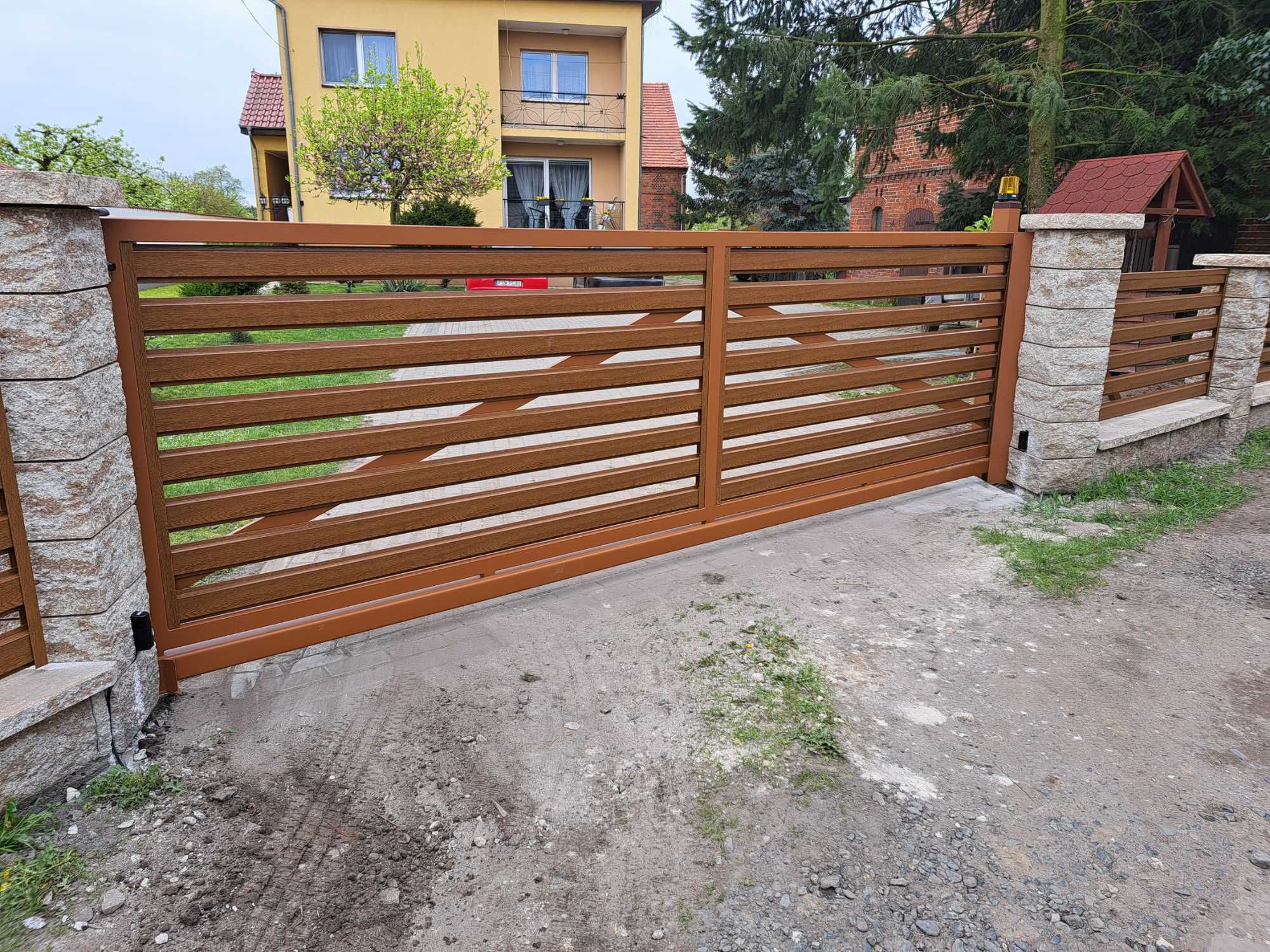 Ogrodzenia metalowe panelowe i aluminiowe nowocześnie i solidnie !