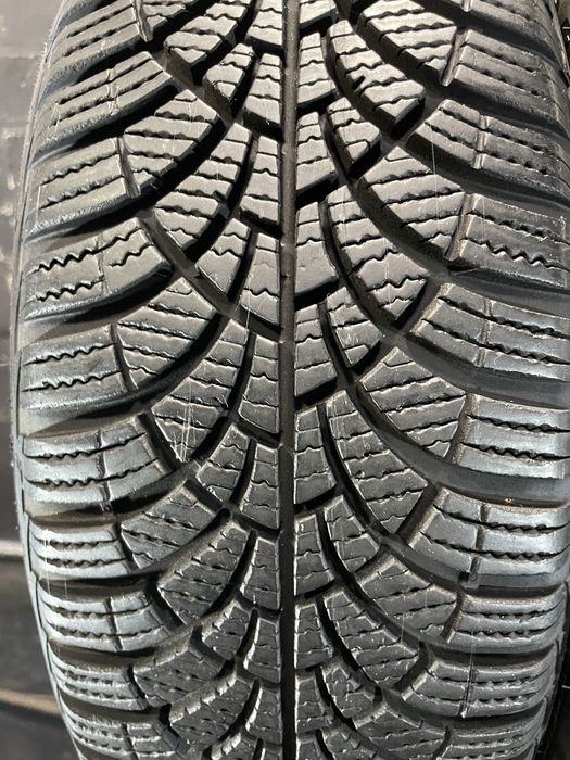 2шт 185/60 R15 Goodyear UltraGrip 9