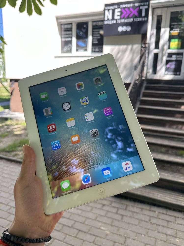 Планшет Apple Ipad 3 16 GB + Wifi