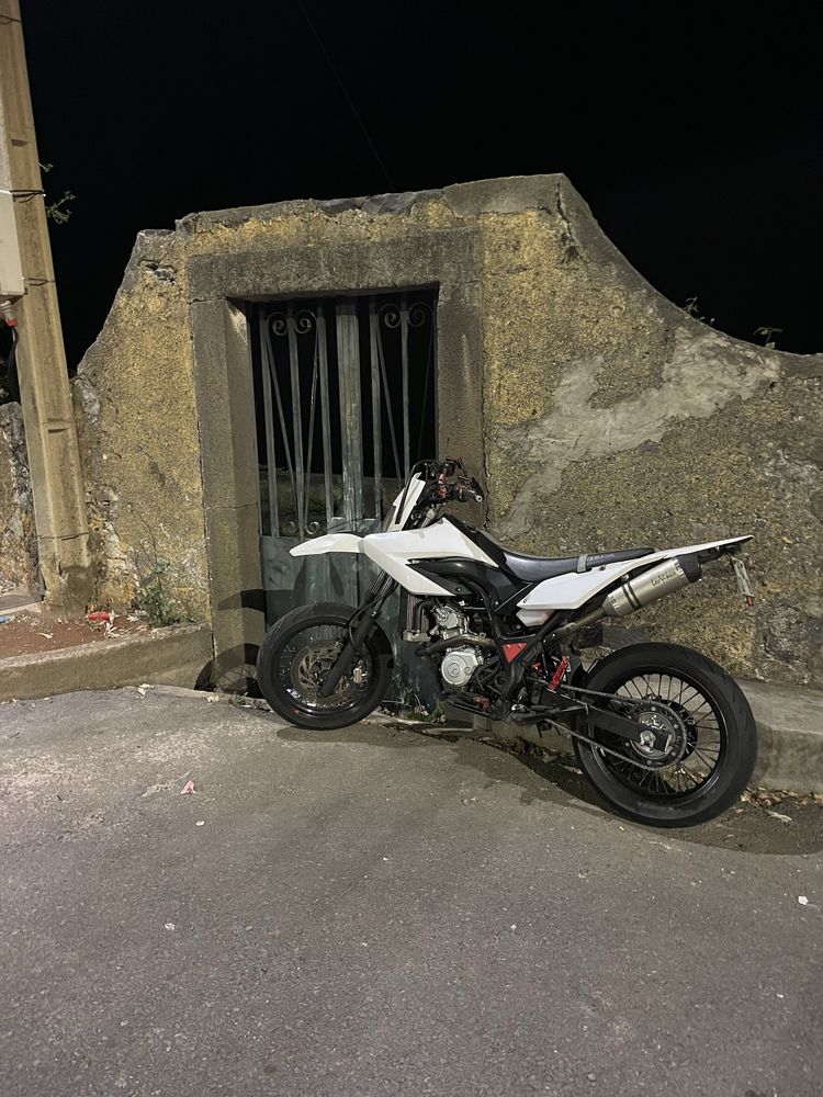 Yamaha wr125x 2015 supermoto