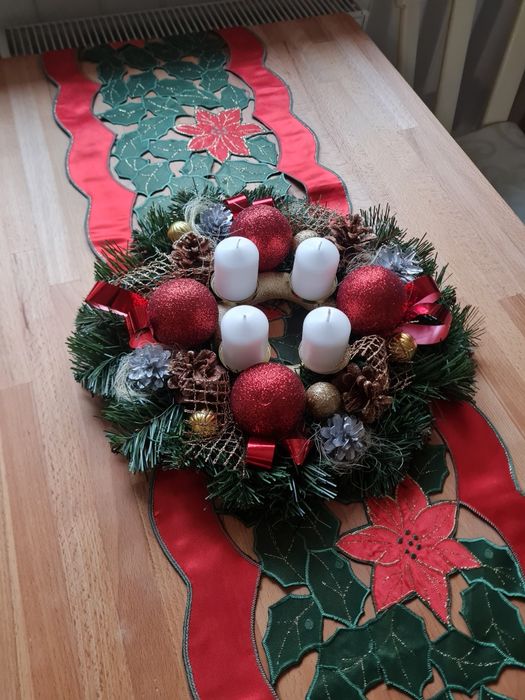 Stroik wieniec wianek adwentowy na stół świąteczny na świece swieczki