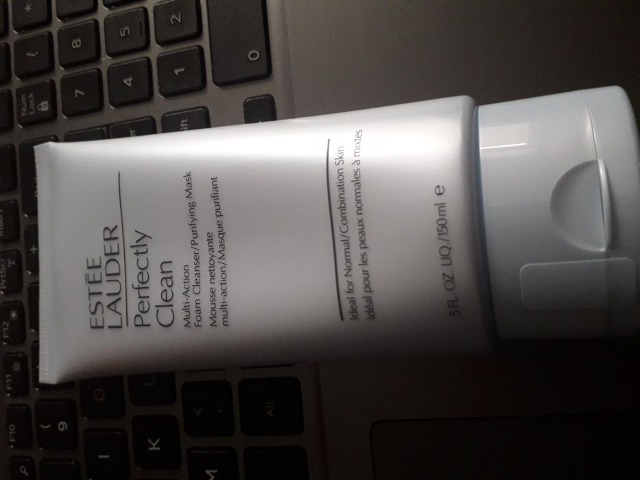 Estee Lauder Perfectly Clean pianka maseczka 150 ml