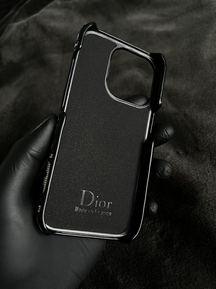 Etui Iphone 15 pro oraz 15 pro max Dior