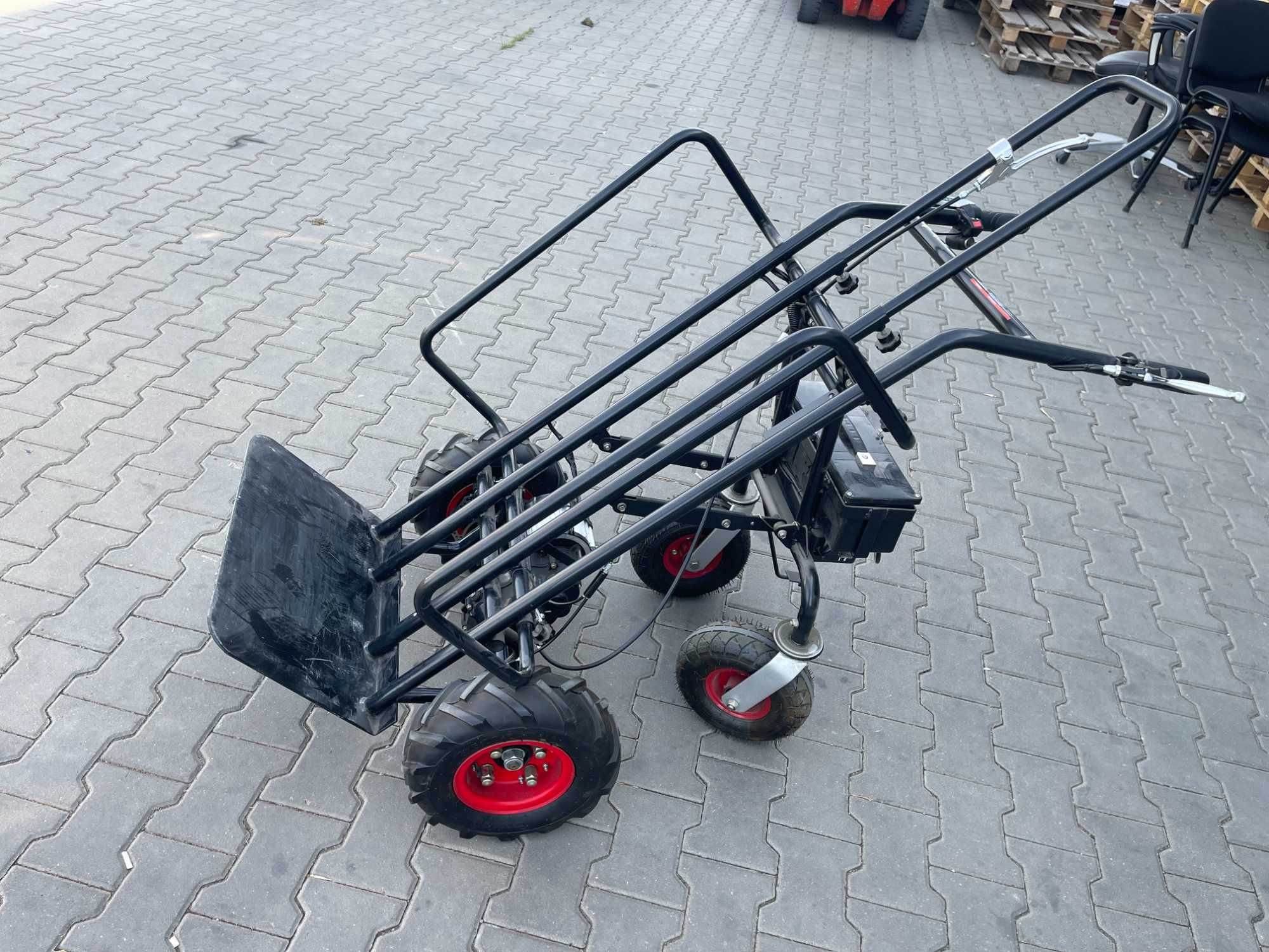 Samobieżny elektryczny wózek transportowy terenowy do 250kg schodołaz